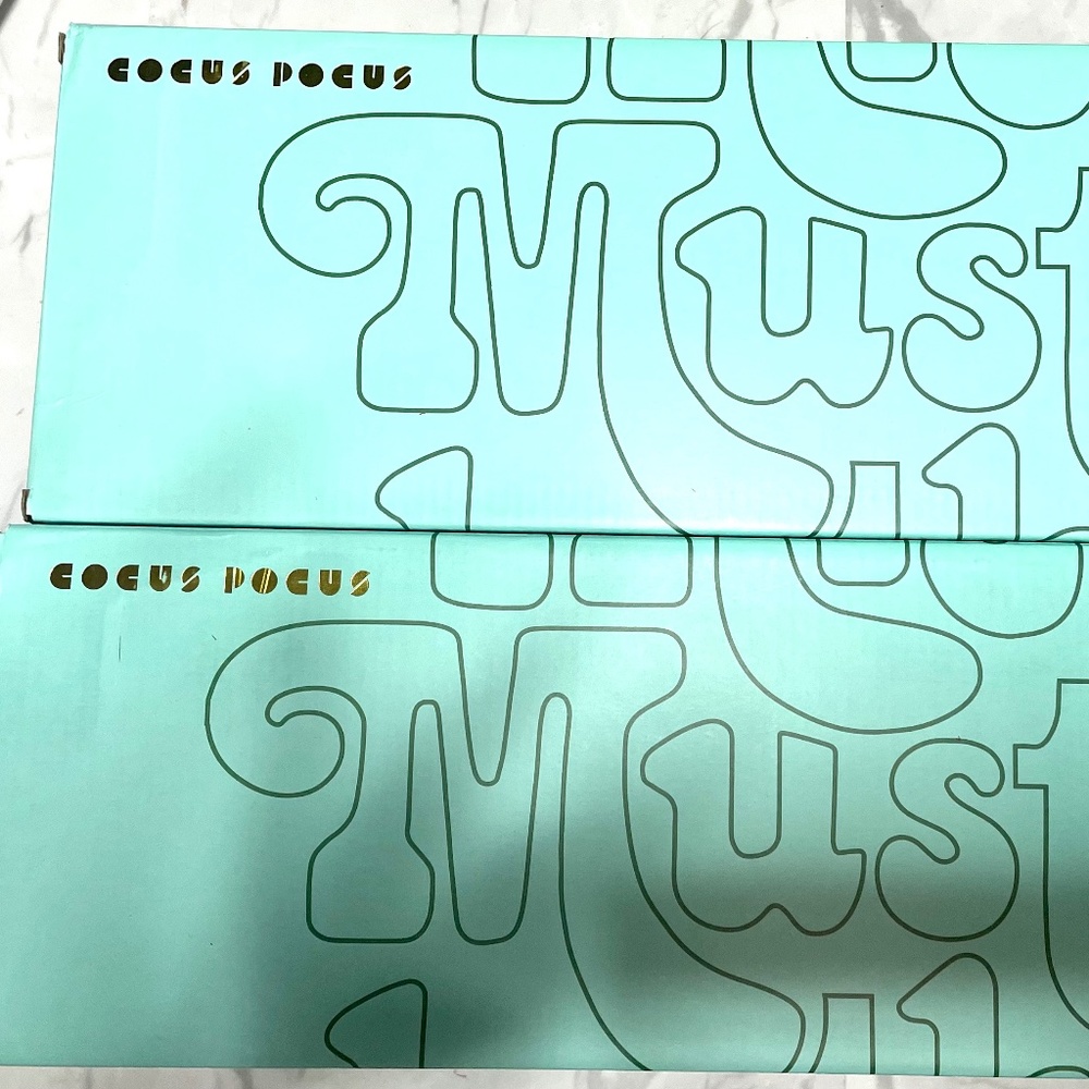 Cocus Pocus - This Must Be The Place Plush Fleece Nap Blanket